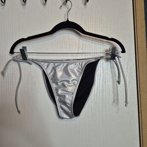 🎉❤️ NWT Silver and Black Bikini Bottom